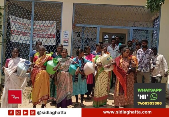 Tokalahalli-Drinking-Water-Protest-Gram-Panchayat