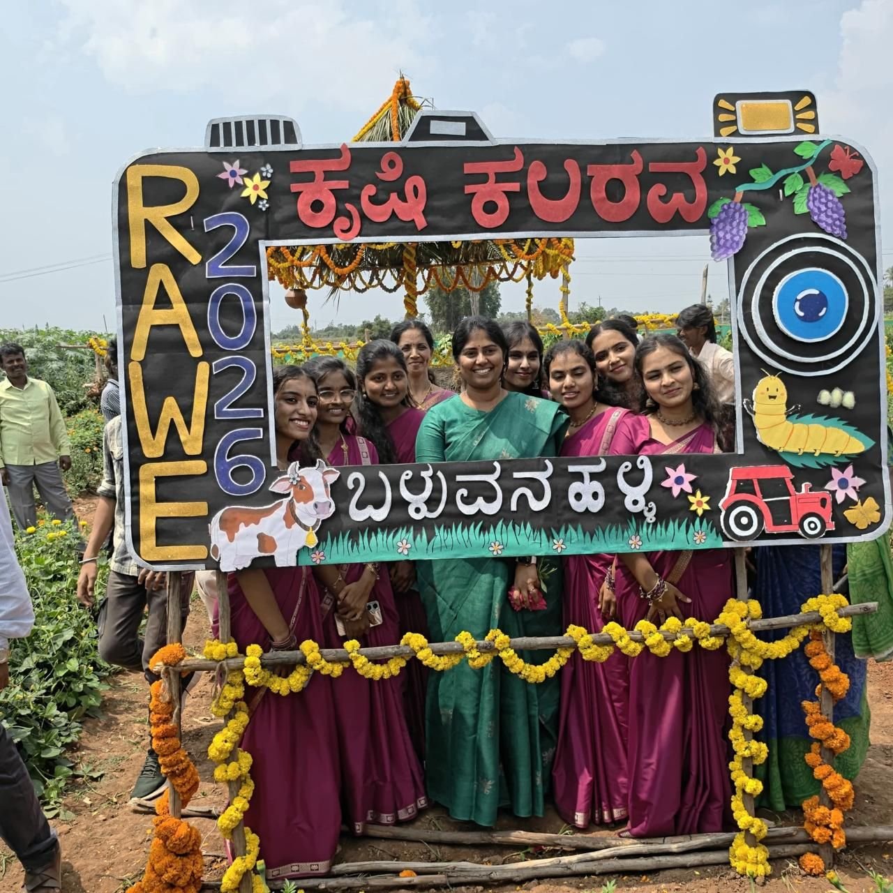 Sidlaghatta Krishi Kalarava RAWE 2026 GKVK students with farmers photo frame